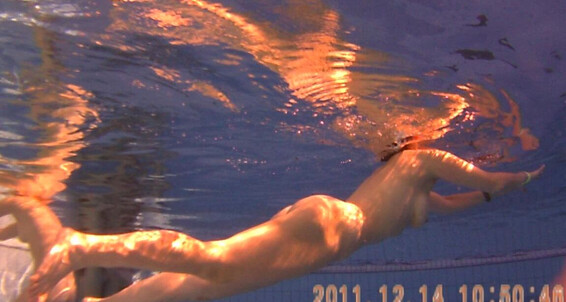 Mix, Video: Siterip Sauna-Pool_2