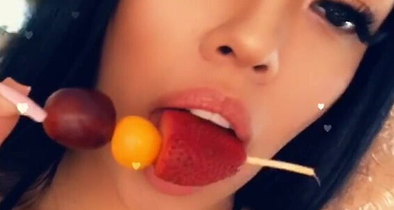 Ask Sheylaj Mood Your Monday Me Taste Id Waitin How Strawberry