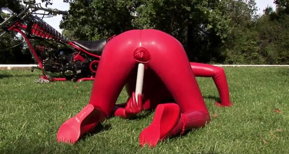 Mix, Video: Siterip Rubber Playground_2