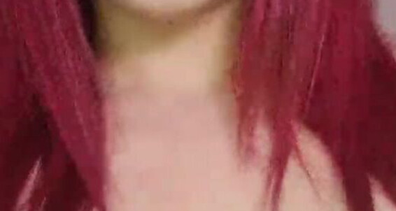 Sweetmarianita, Video: Ask Me Dm